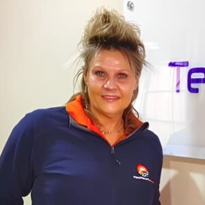 Roz 3 Senior Administrator 1